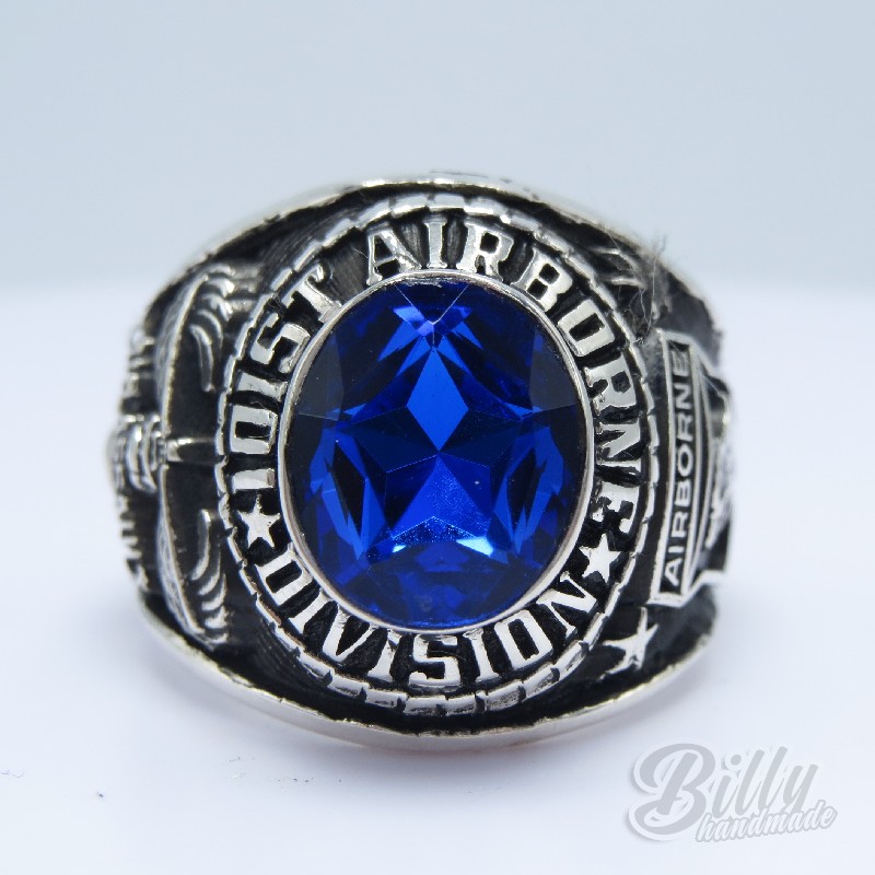 The 101st Airborne Division ring The 101st Airborne Division ring